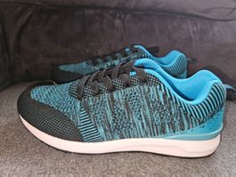 NEUE Freizeit-Schuhe