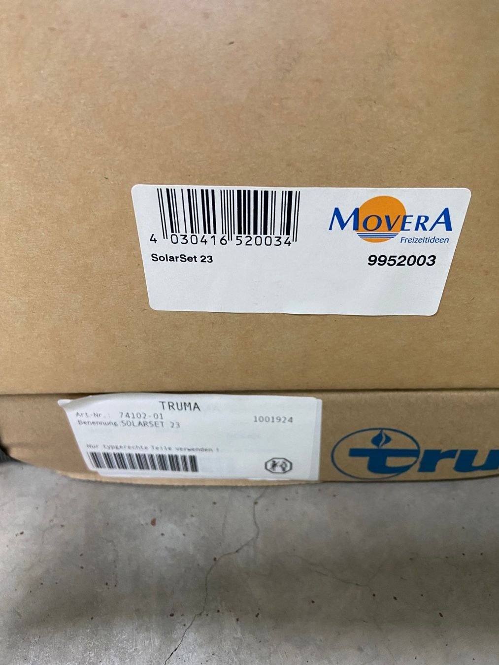 Dispositivi a energia solare: 9952003 Truma Solar Set 23 – Nuovo e nell'imballaggio originale da Emmen venduto da CZ6032