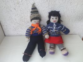 Gestrickte Puppen Junge und Mädchen handgemacht guter Zus...