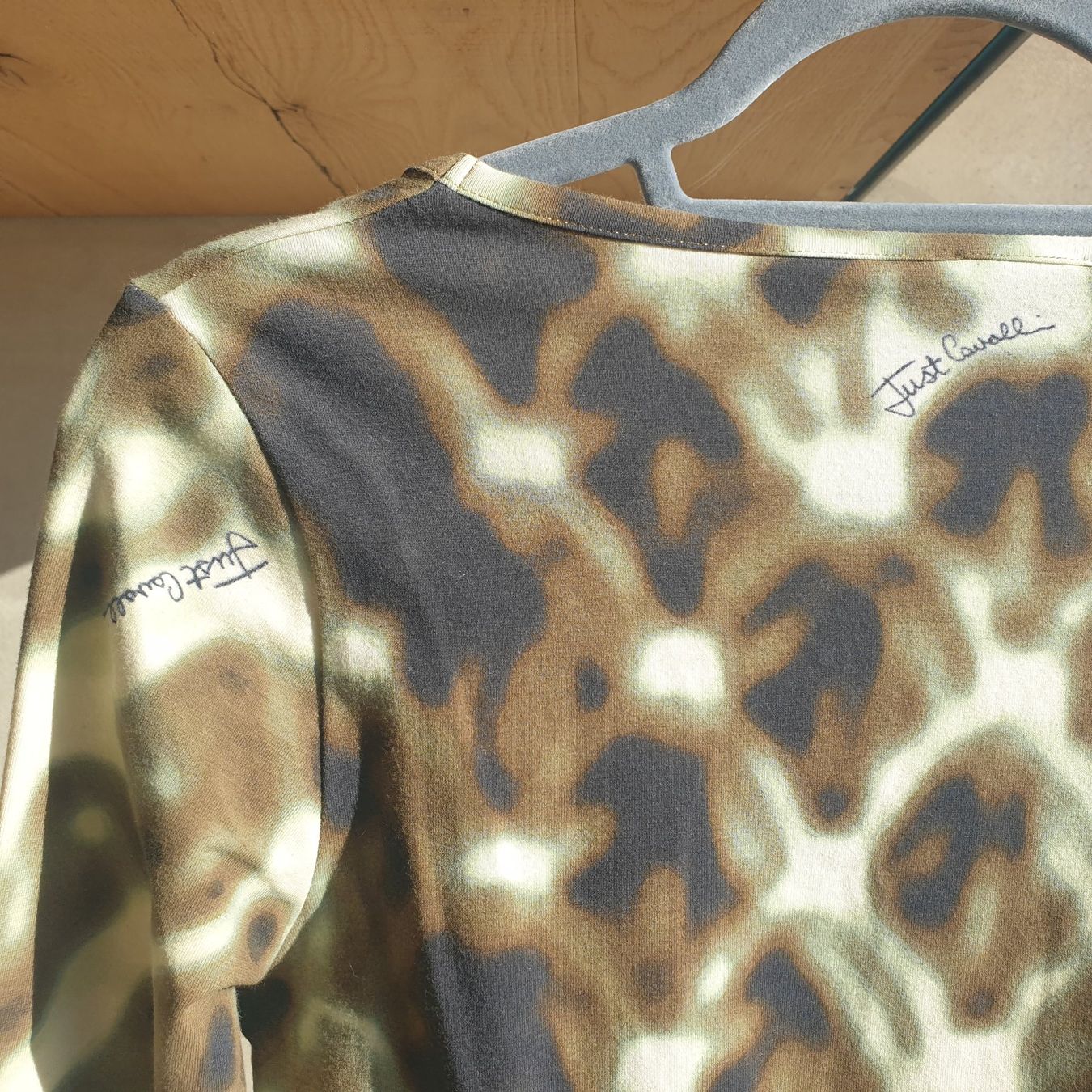 Roberto Cavalli Top: 🐸 ROBERTO CAVALLI PULLOVER / LANGARM TOP M – Nuovo (secondo la descrizione) da Môtier (Vully) venduto da Frogs 6