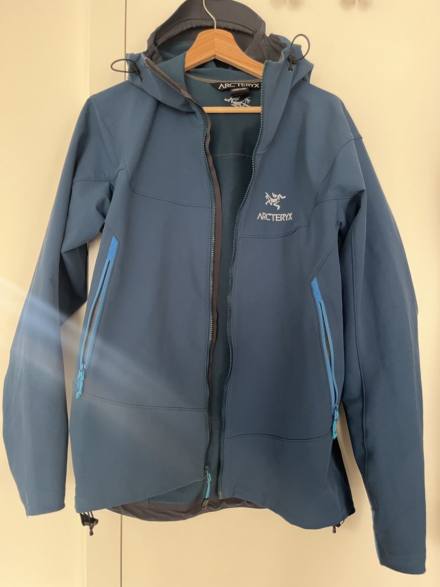 Arcteryx Giacche: Vintage Arcteryx Softshell Jacke – Usato da Zürich venduto da BuyHappinessNow