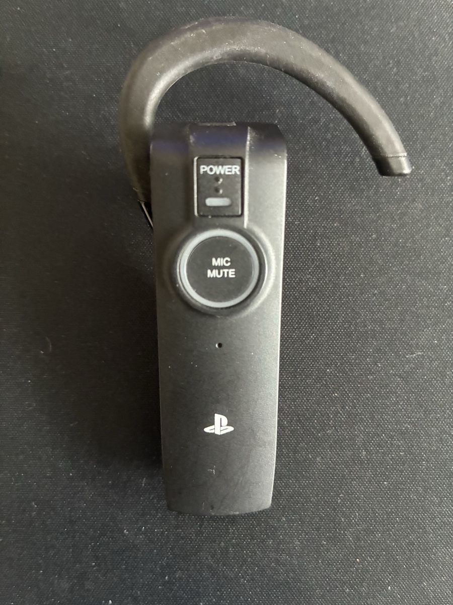 Sony Cuffie: PS3 Sony Bluetooth Headset/Oreillette – Usato da Neyruz FR venduto da Shcc17