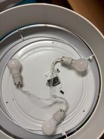 Deckenlampe weiss rund 3 Lichter Zustand wie neu