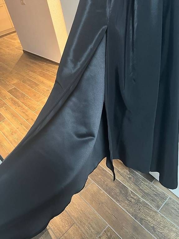 Vestiti: Langarmiges Abendkleid, Schwarz – Usato da Seon venduto da LaZZo 1