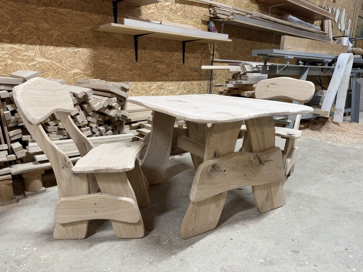 Set di tavolo e panche: Kids table in massif oak - artisanal – Nuovo e nell'imballaggio originale da Corsier GE venduto da Karol_save_planet 7
