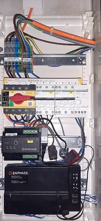 Componenti elettronici: Enphase Steuerungskasten – Usato da Götighofen venduto da ThomasM011
