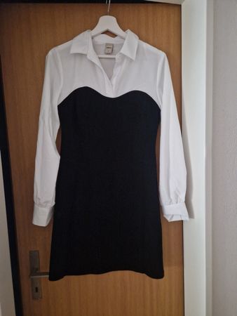 Damen Kleid schwarz weiss Langarm guter Zustand nie getragen