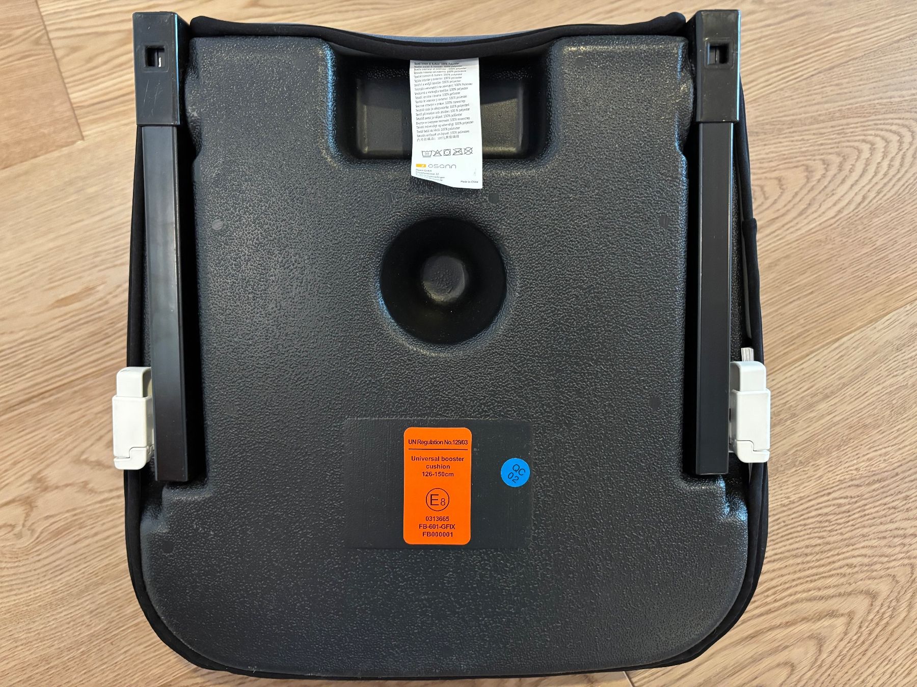 Osann Seggiolini per auto: Osann Sitzerhöhung Junior Isofix – Usato da Seuzach venduto da Schwede83 5
