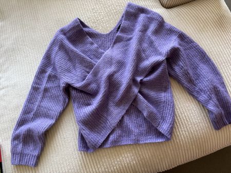 Pull Even&Odd doux violet taille M, parfait pour l'hiver!