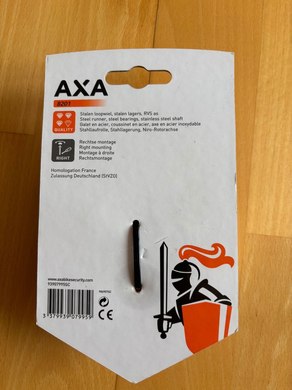 Axa Pezzi di ricambio: AXA Dynamo 8201 montage droite – Nuovo e nell'imballaggio originale da Châtel-St-Denis venduto da Mel-Stef 1