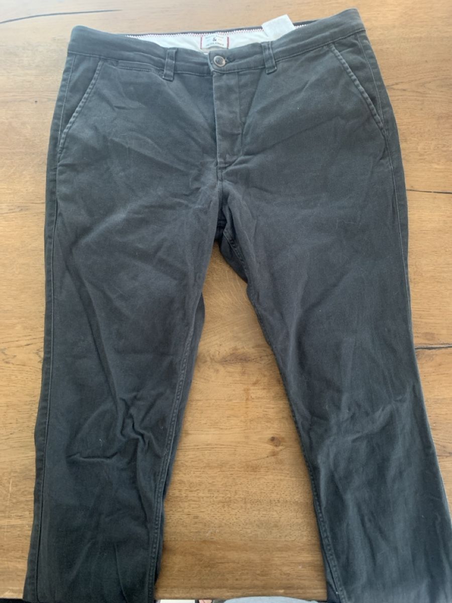 Jack & Jones Pantaloni: Marco Slim Herren Hose Grösse 33/30 – Usato da Madiswil venduto da fip_bcv7
