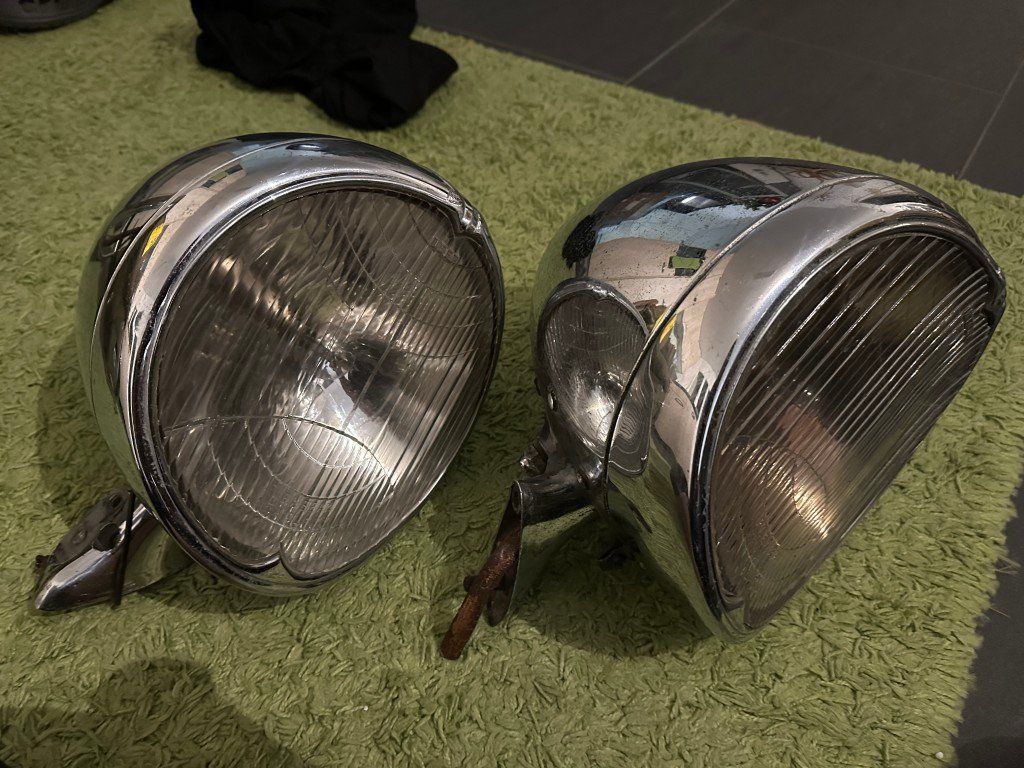 Fari: 2 Scheinwerfer 20er 30er Jahre Auto Oldtimer Chrysler? – Usato da Brunnen venduto da 23068