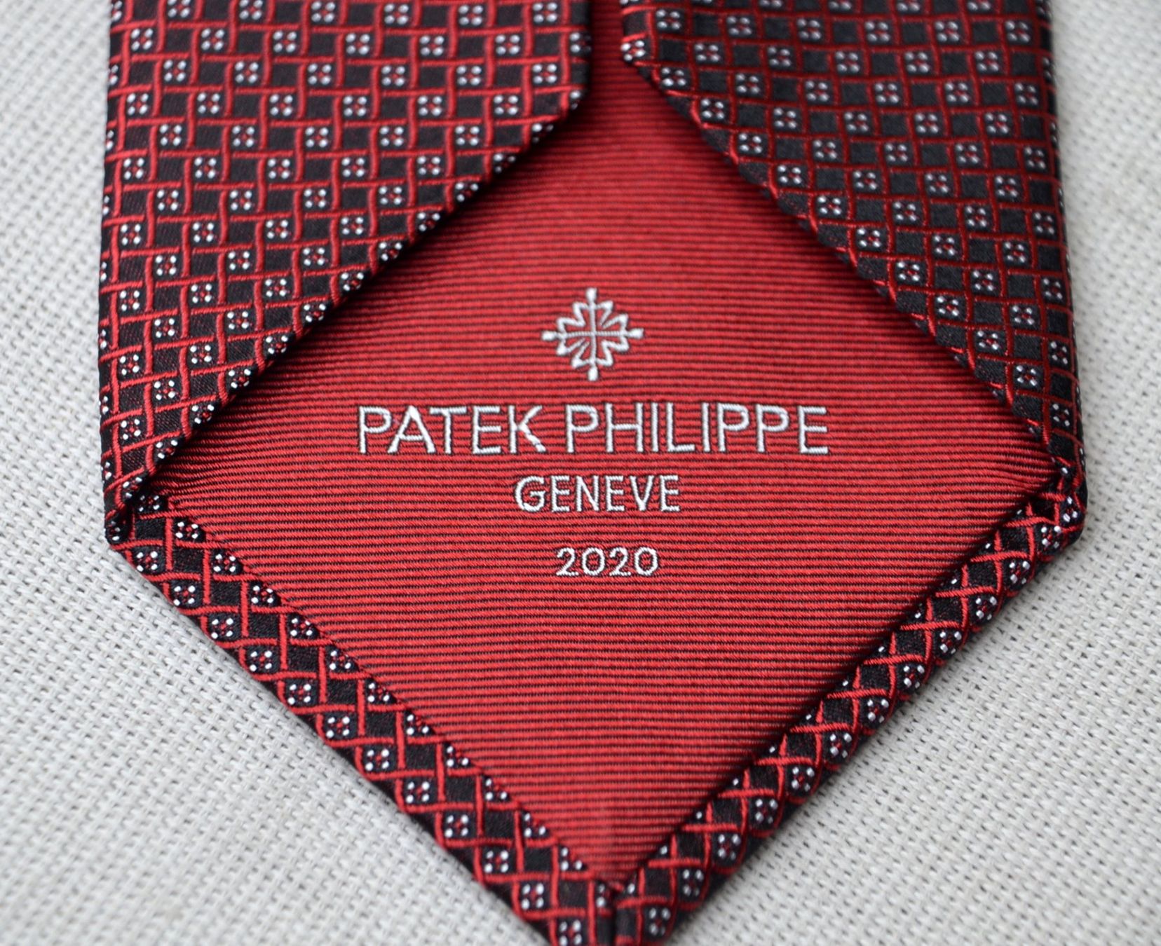 Patek Philippe Cravatte: Krawatte / cravate Philippe Patek – Usato da Collonges venduto da Auganien 1