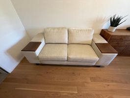 Sofa mit integriertem Stauraum beige 2 Sitzplätze