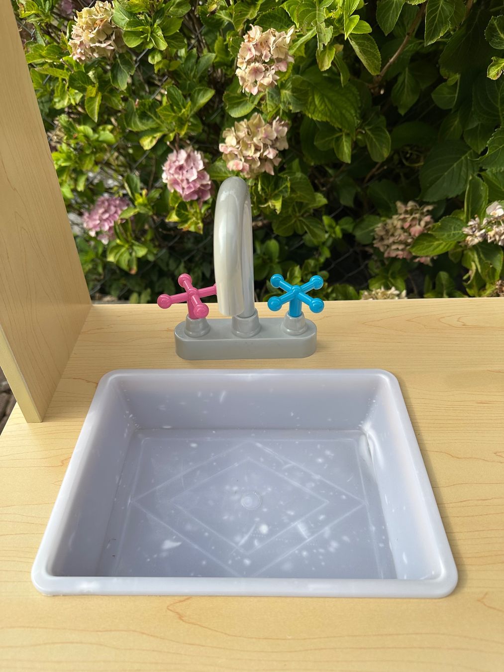 Giocattoli: Kinderküche Holz guter Zustand – Usato da Ostermundigen venduto da mme_ghys 1