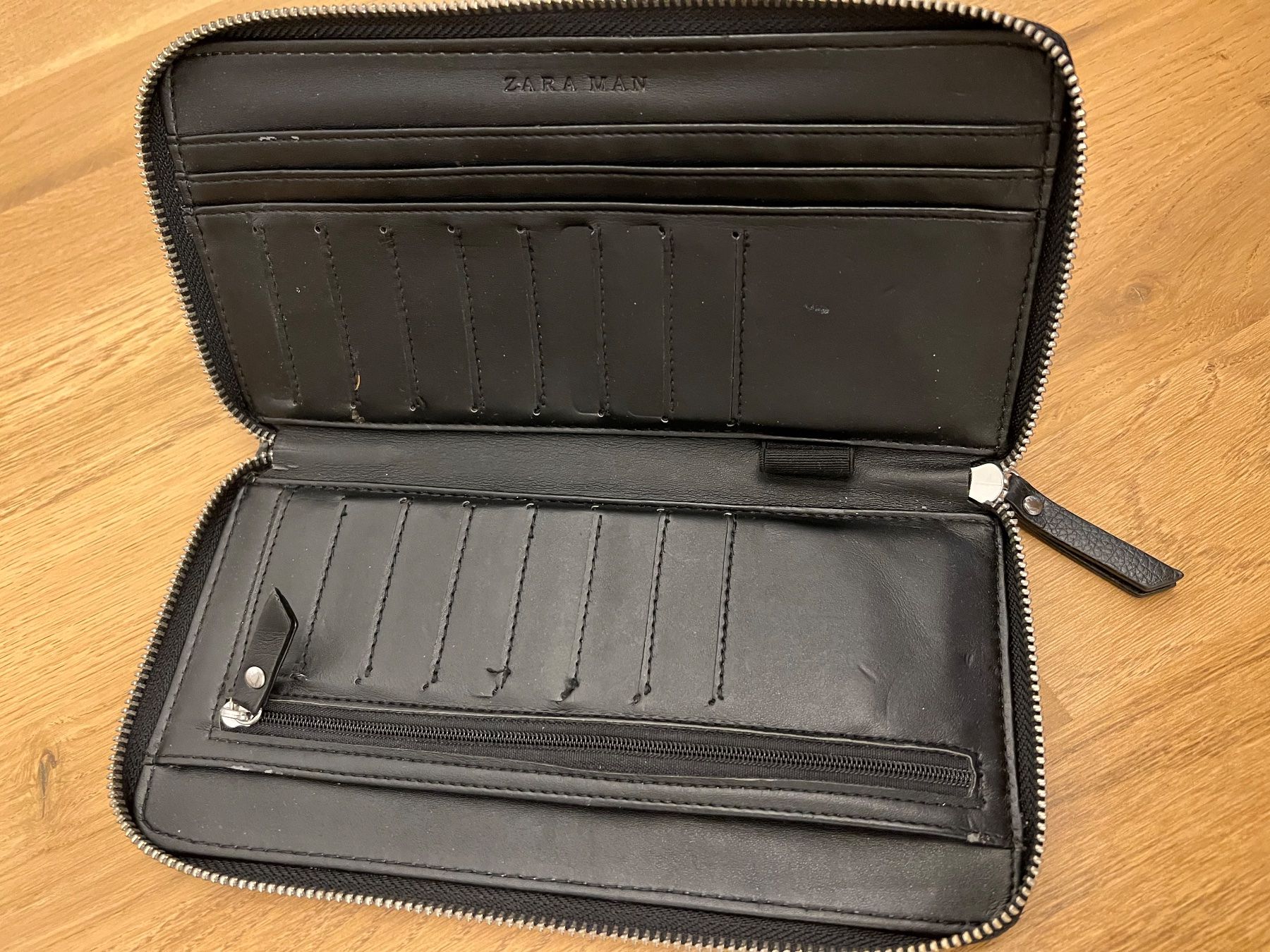 Altro in  Abbigliamento & Accessori: Etui Zara Man – Difettoso da Altendorf venduto da wqv_97 2