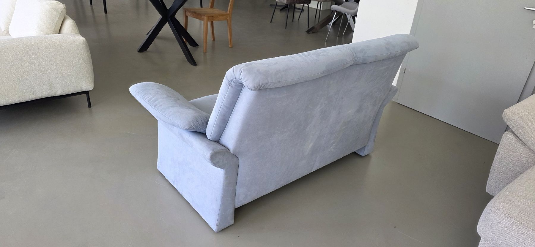 Sofas: Sofa Alcantara Leder ab Ausstellungs – Neu (gemäss Beschreibung) aus Lützelflüh-Goldb von Rampenverkauf_72_ 2