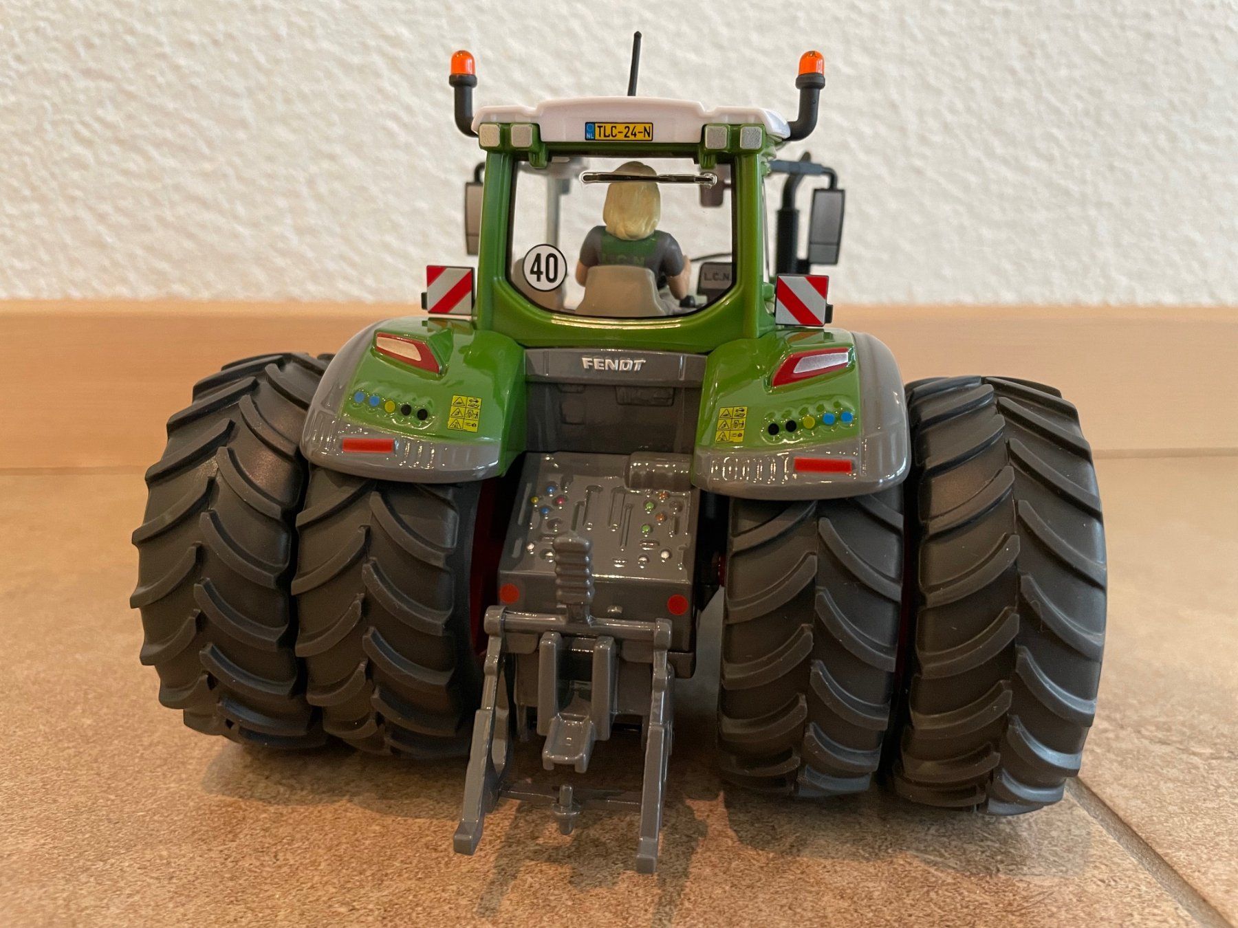 Fendt Trattori: SIKU Fendt 726 Vario – Nuovo e nell'imballaggio originale da Kreuzlingen venduto da Stefan1150 3