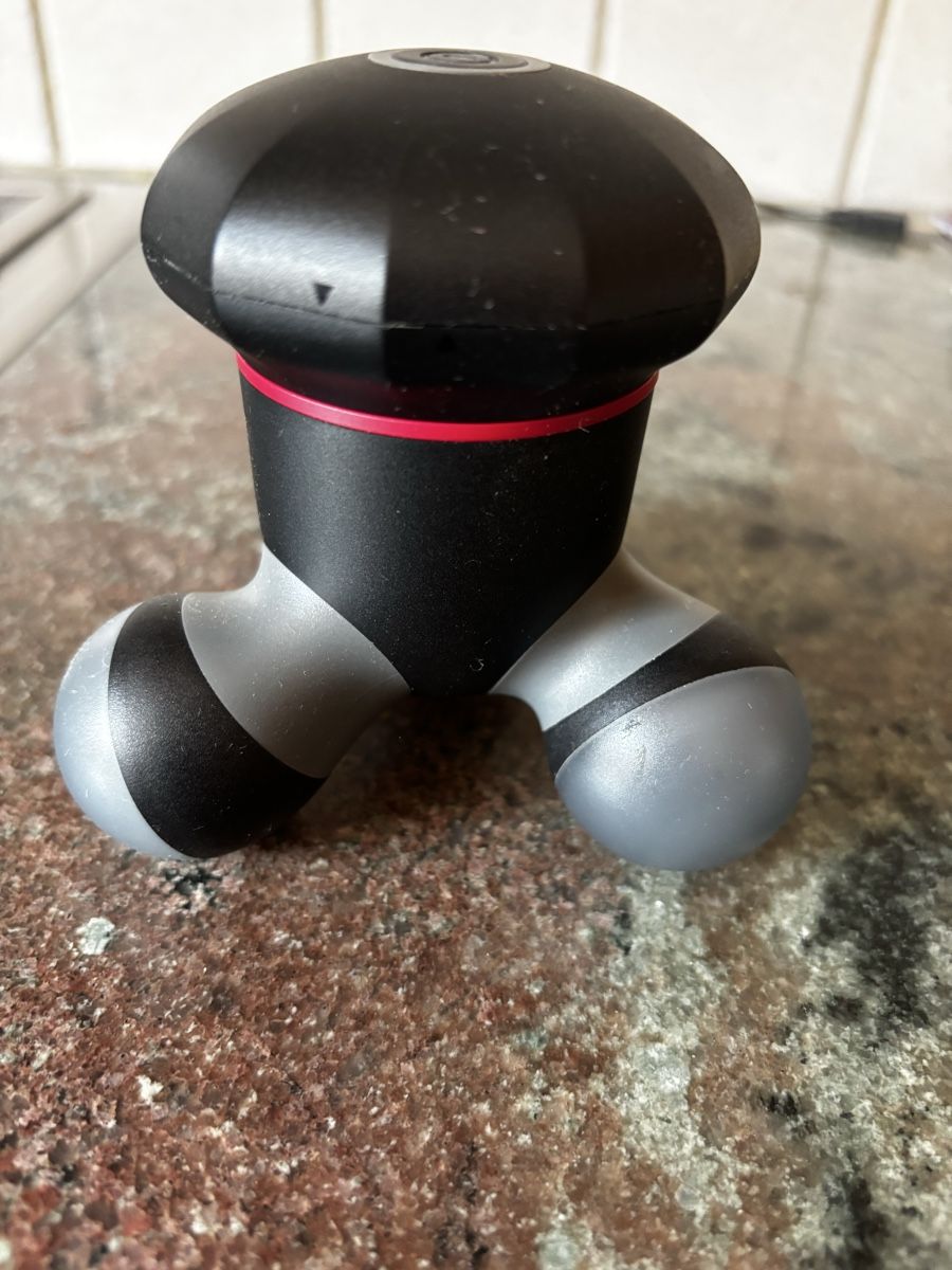 Beurer Appareils de massage: Massagegerät mit Batterie – D'occasion à Erschmatt par Gragetsch