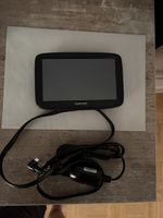 Navigationsgeraet TomTom mit Ladekabel guter Zustand