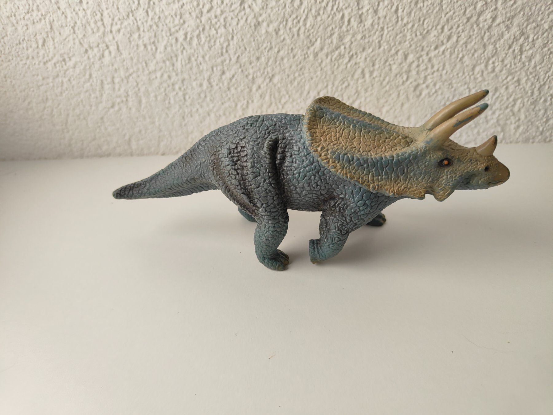 Schleich Statuette: Schleich Torosaurus Dinosaurier 1999 – Usato da Thalwil venduto da FigurenFreunde