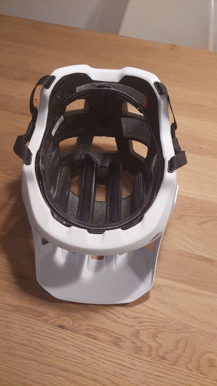 Poc Caschi: velo Helm POC KORTAL – Usato da Adliswil venduto da Boncoinsuisse 1