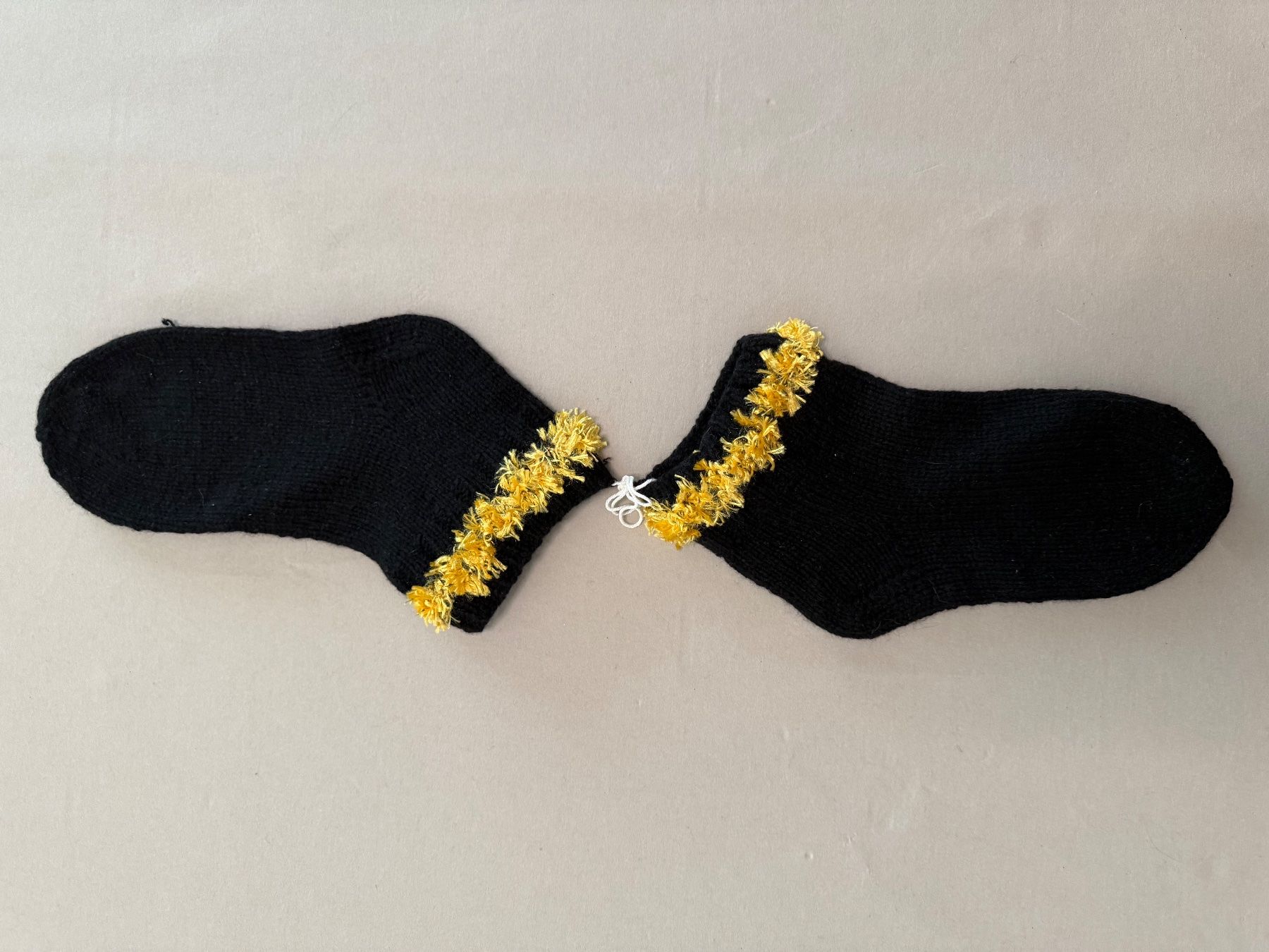 Socken: Cashmere 100%, Hand Made Knitted Socks Black – Neu und originalverpackt aus Lugano von Luswre 4