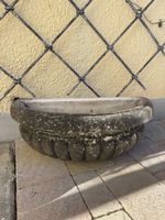 Blumentrog mit Patina Beton