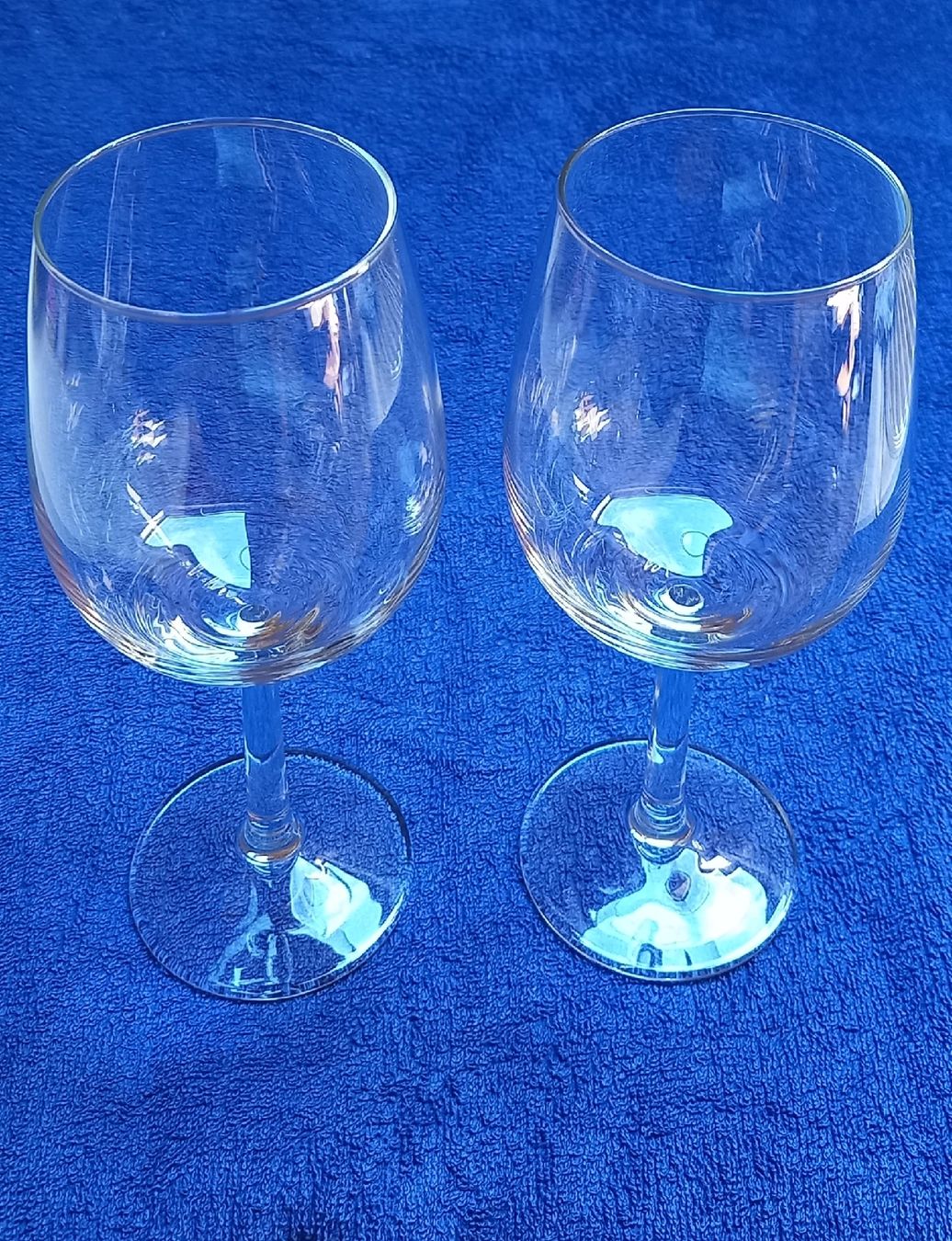 Gläser: 2 ROTWEIN-GLÄSER, nie gebraucht – Neu (gemäss Beschreibung) aus Marbach LU von Ilrebo 3