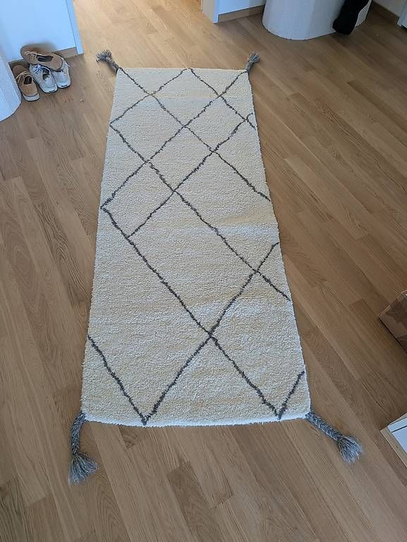 Teppiche: Teppich – Gebraucht aus Zürich von caroline.boelle 3