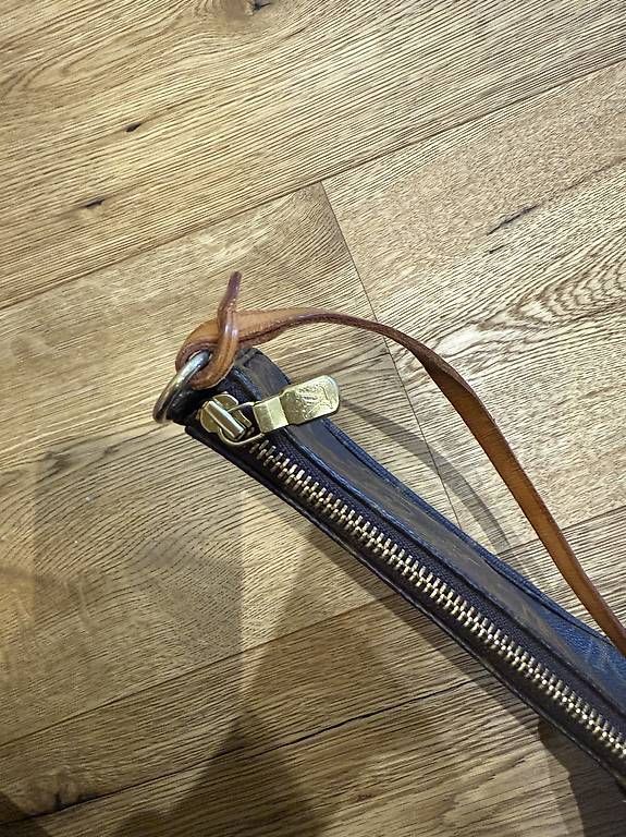 Borse da donna: Louis Vuitton Pochette Accessoires Monogram Canvas Vintage  – Usato da Rotkreuz venduto da nic_h8xy 3