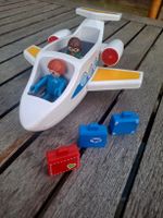 Playmobil Flugzeug mit Passagieren und Gepäck