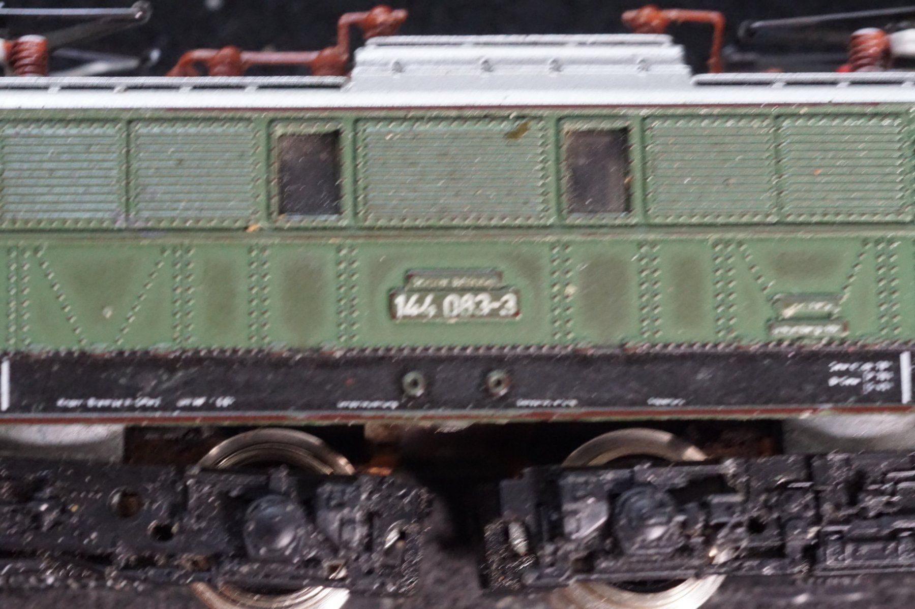 Modellini di ferrovie: DB BR 144 183-3 grün Spur N – Usato da Gränichen venduto da iknow 1
