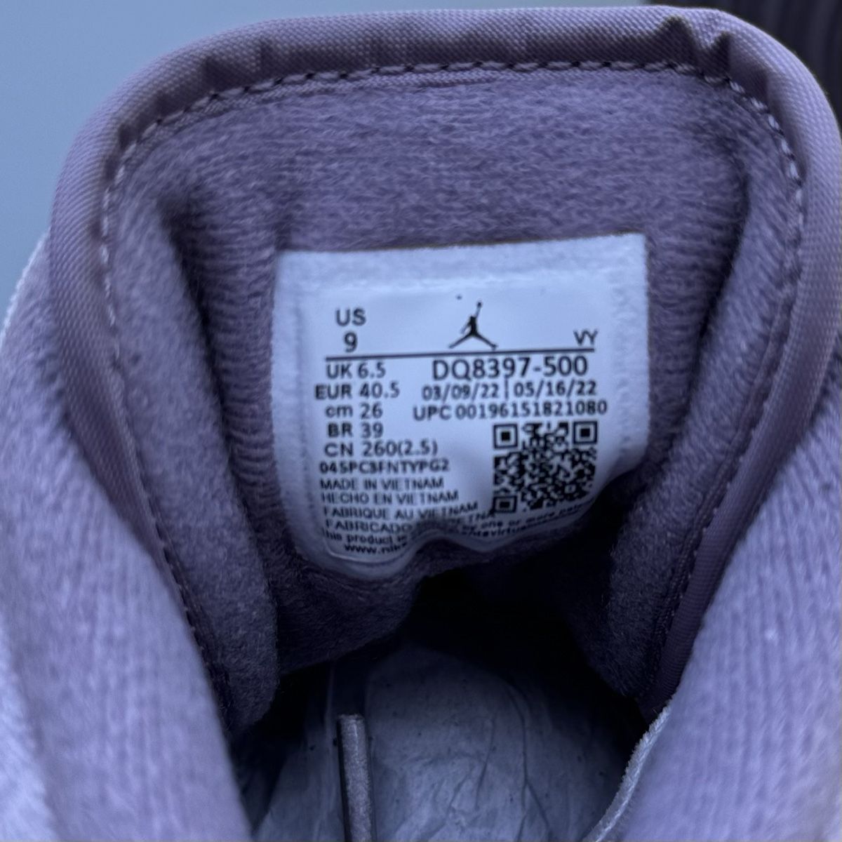 Jordan Scarpe da donna: WMNS Velvet Jordan 1 – Nuovo (secondo la descrizione) da Conches venduto da FG1231 2