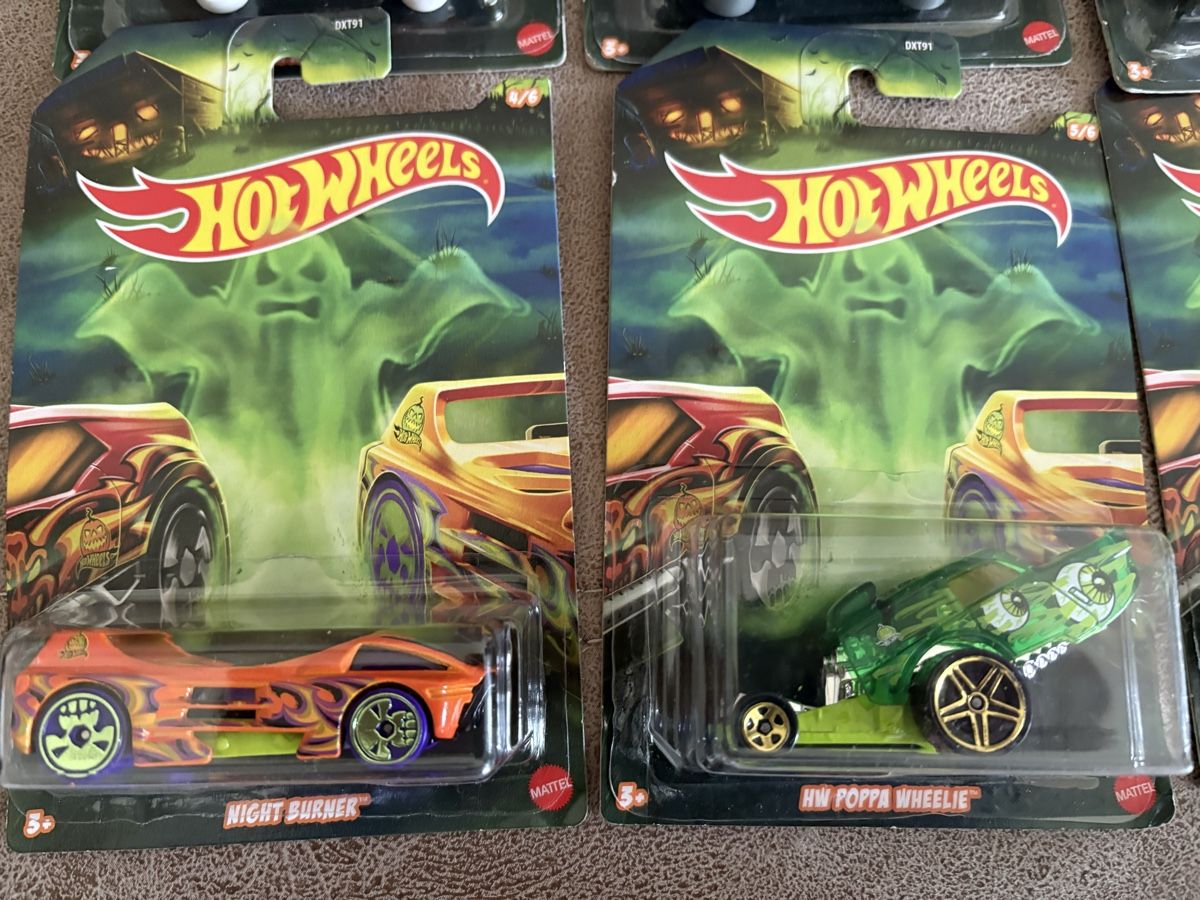 Hot Wheels Modellini d'auto: HOT WHEELS halloween SET – Nuovo e nell'imballaggio originale da Herzogenbuchsee venduto da warrior77 4