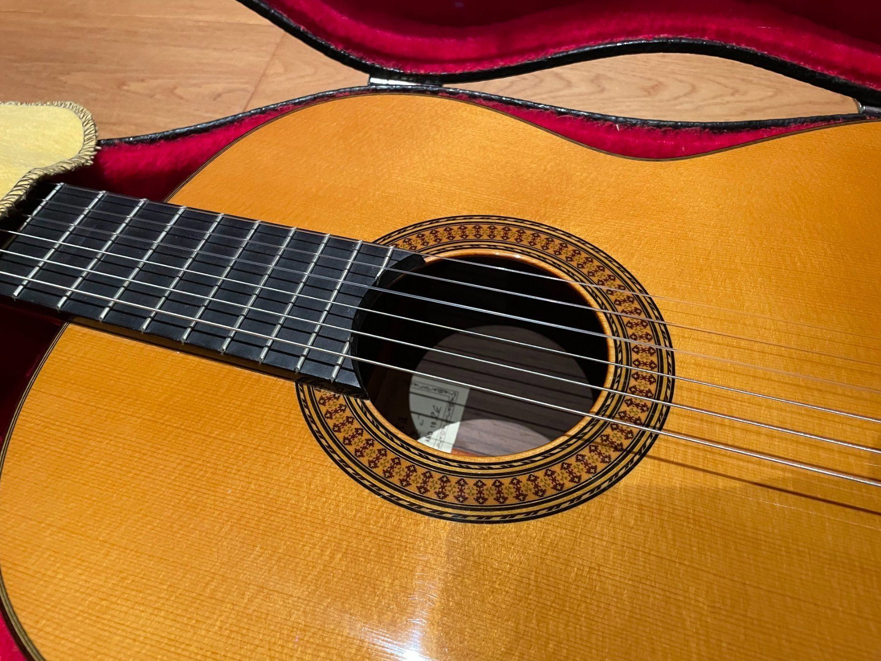 Alhambra Strumenti musicali: Guitarre Alhambra Jaime Julia 1996 – Usato da Flurlingen venduto da luisxp 6