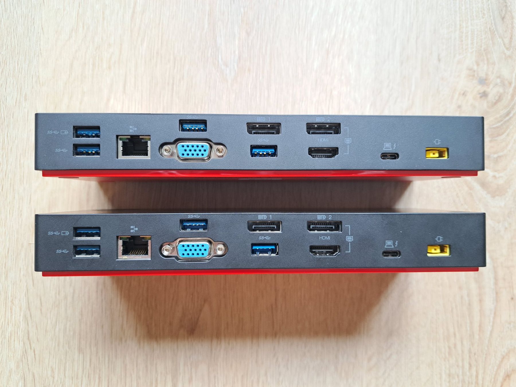Lenovo Docking station: Lenovo ThinkPad Dockingstation - Doppelset – Usato da Altendorf venduto da sve_p22z 1