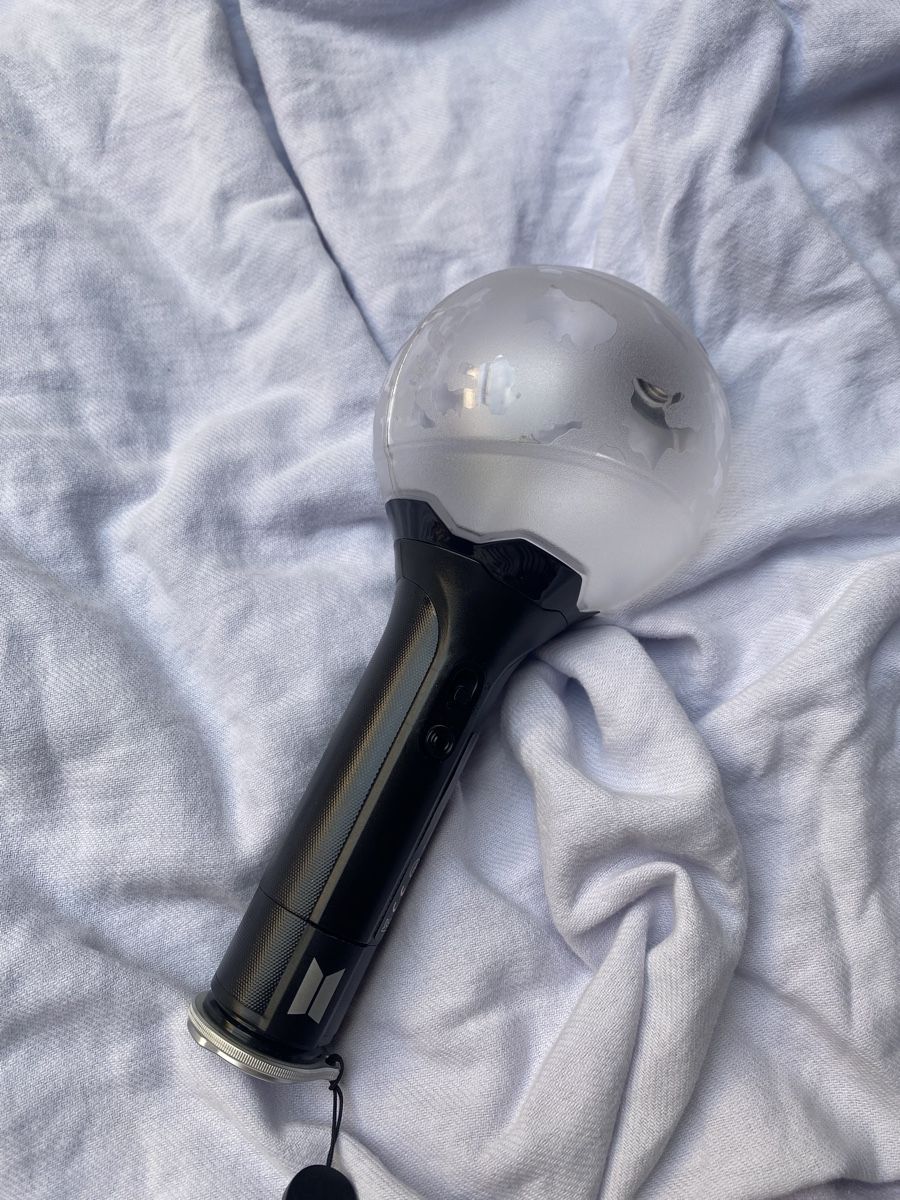 Alle Dekorationen: BTS old Lightstick  – Gebraucht aus Pieterlen von Mondbuchzauber_rkive 1