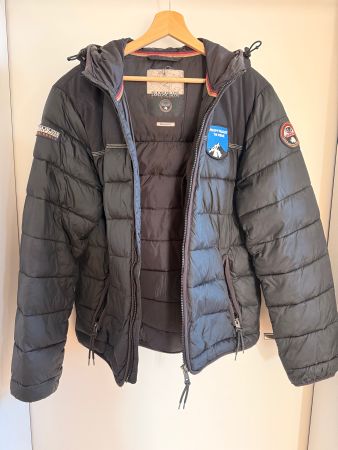 Napapijri Winterjacke Schwarz in Grösse M