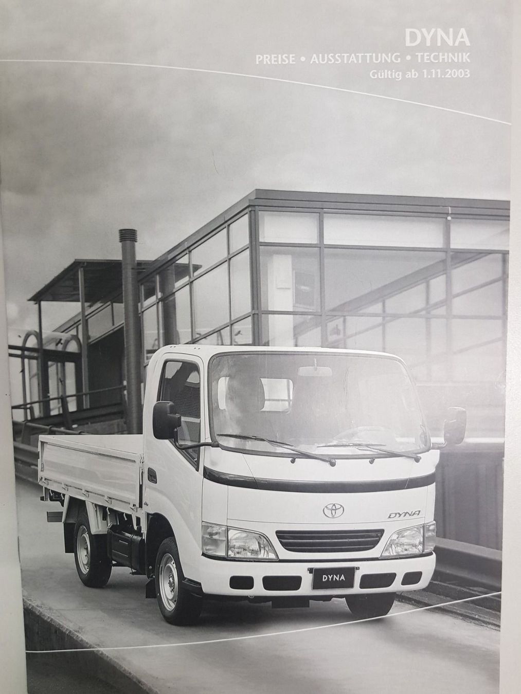 Toyota Documenti: Toyota Dyna Prospekt/Katalog inkl. Preis – Usato da Birmensdorf ZH venduto da Yellowsport 6