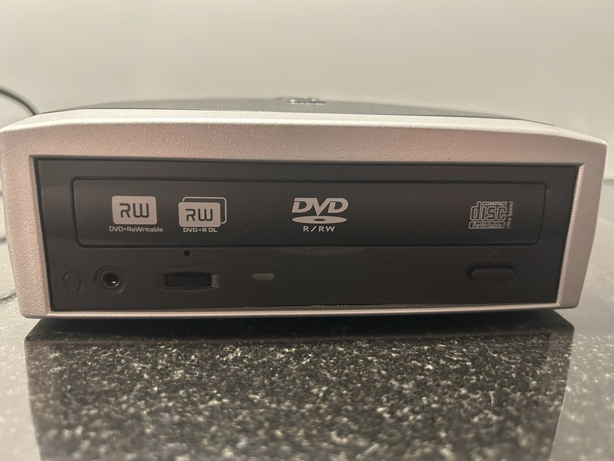 Sistemi audio & multimediali: Masterizzatore per DVD – Usato da Tenero venduto da Laura-Pedu 4