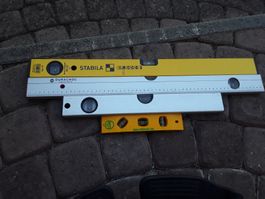 Verschiedene Wasserwaagen
