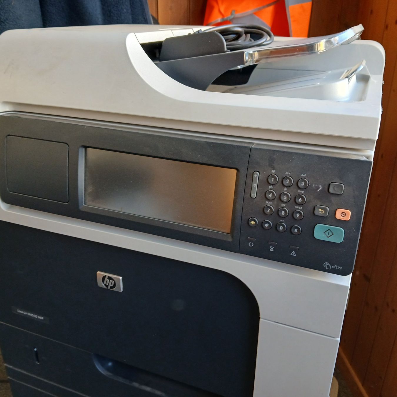 Stampanti: HP LaserJet M4555 MFP Laserdrucker Multifunktionsgerät – Difettoso da Safenwil venduto da SilverDesign 4