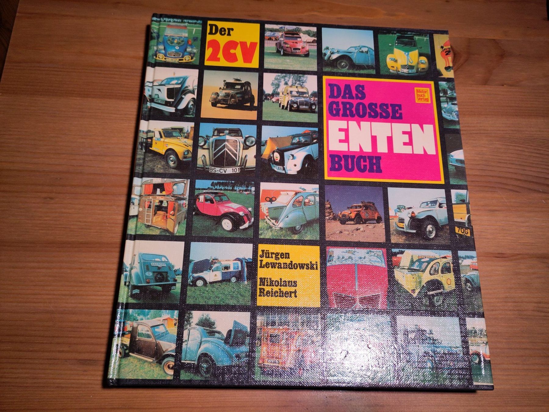 Libri: Der 2CV Das Grosse Enten Buch – Usato da Bülach venduto da Tiefschlaflos