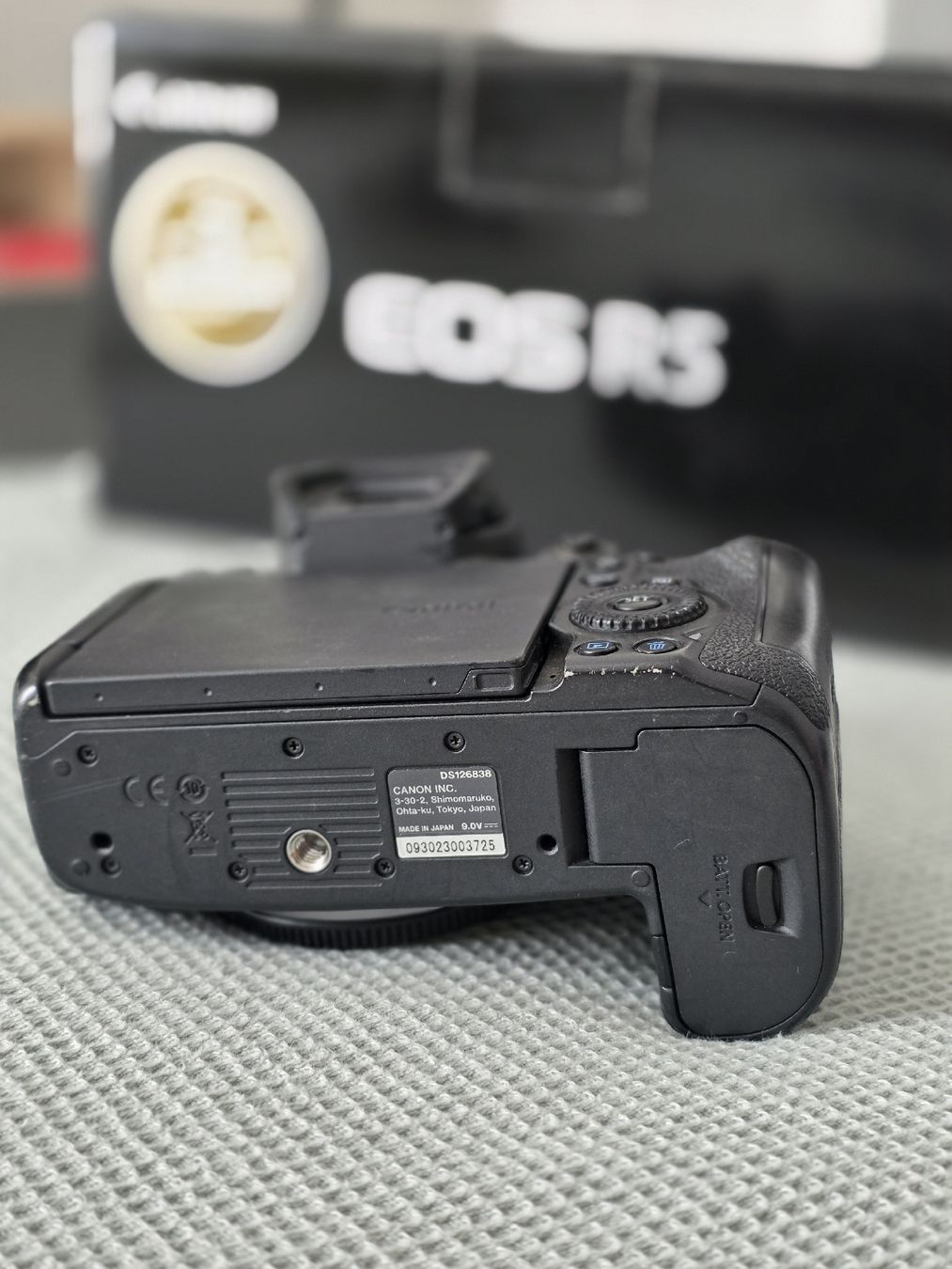 Canon Fotocamera: Canon R5 Body mit OVP, Akku Ladegerät – Usato da Buchs AG venduto da Fifi87 4