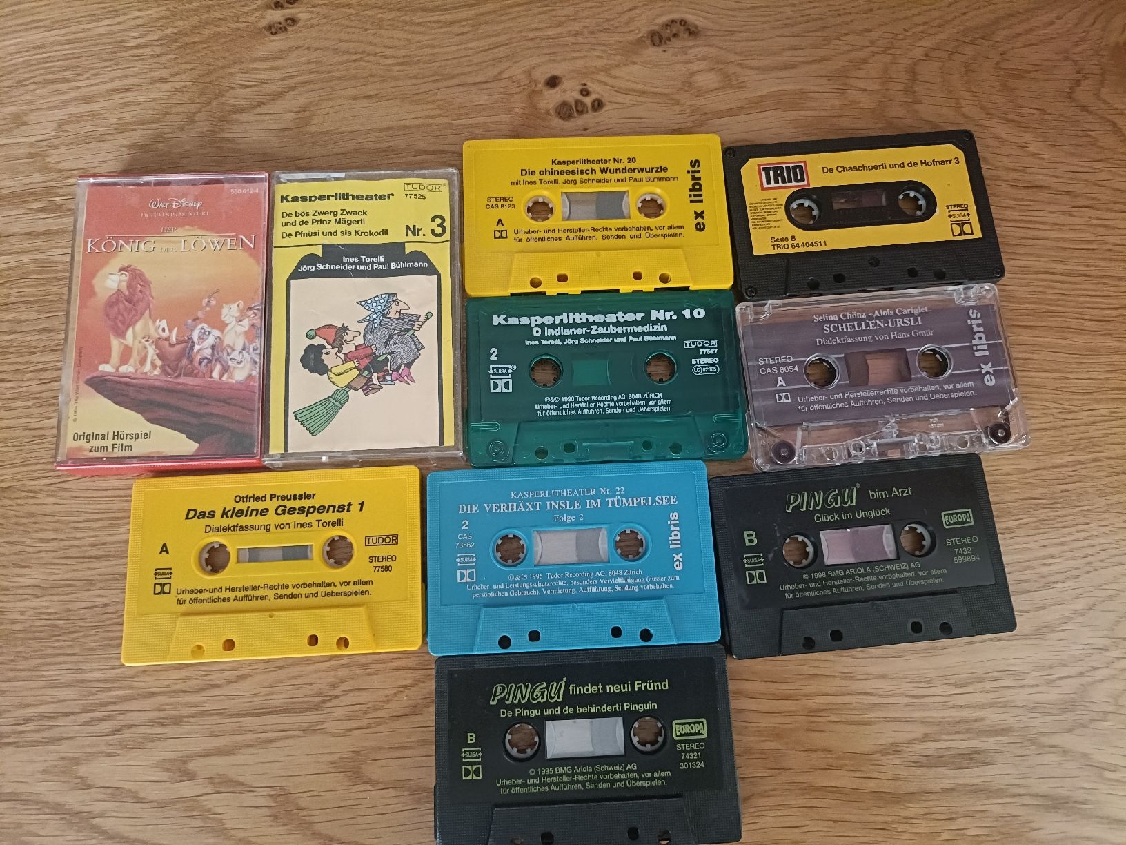 Cassettes audio: 10 KINDER KASETTEN KASPERLI, PINGU,SCHELLENURSLI,........ – D'occasion à Sargans par Polifemo58