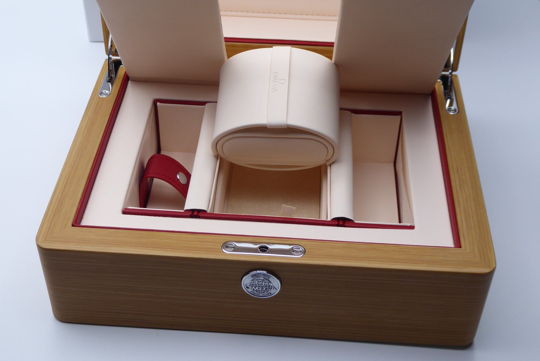 Omega Boîtes de montres: Omega Seamaster/speedmaster box for watch – Neuf avec emballage d'origine à Geneve par adr_xk6n 7
