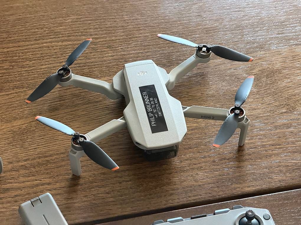 DJI Action Cam: DJI Mini 2 Fly More Combo Drohne + Zubehör – Usato da Watt venduto da Philip_Brunner 1