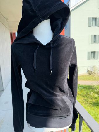 Schwarzer  Hoodie, Grösse xS -