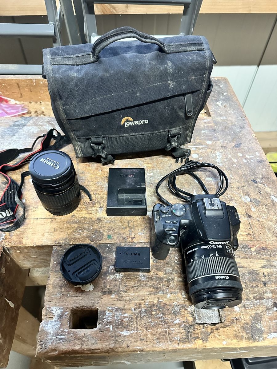 Canon Kamera: Canon EOS 250 D – Gebraucht aus Bremgarten AG von Vin_t55b